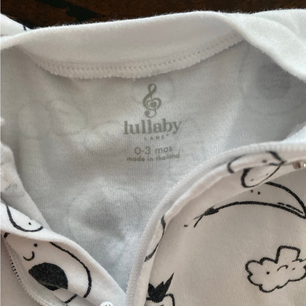 0-3 month bundle sleeper and pants and 3-6 angel dear sleeper - Picture 4 of 12